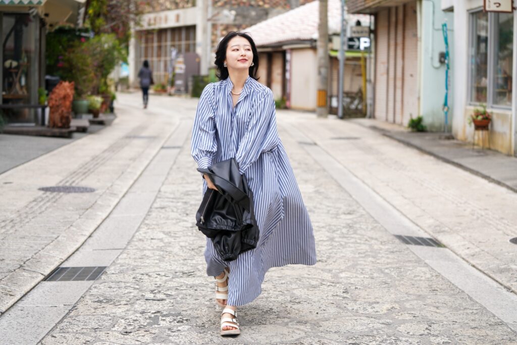 女性